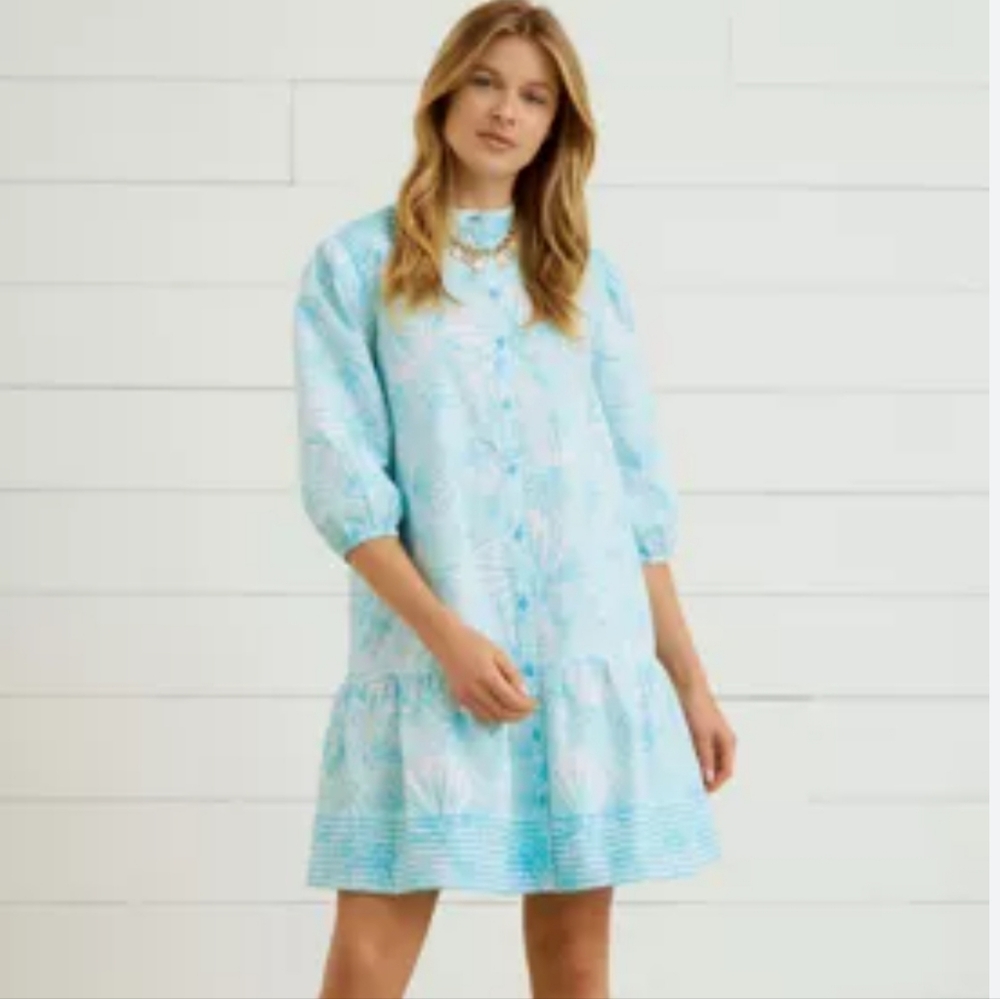 crown & ivy Light Blue Floral Button-Front Shift Dress